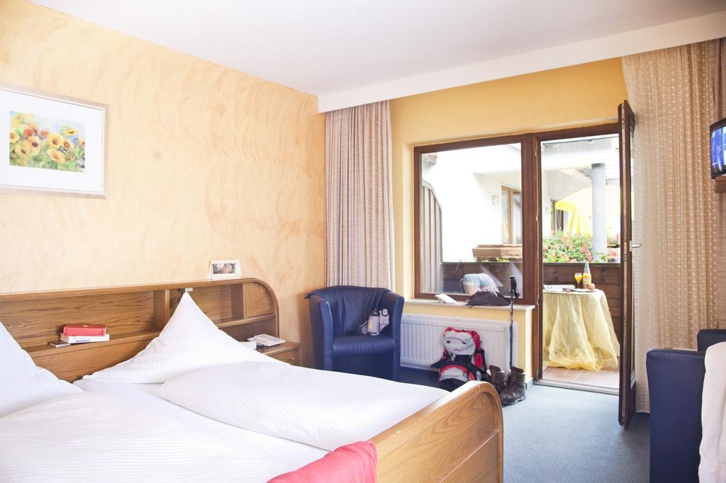 Bio-Hotel Uplaender Hof Willingen  Room photo